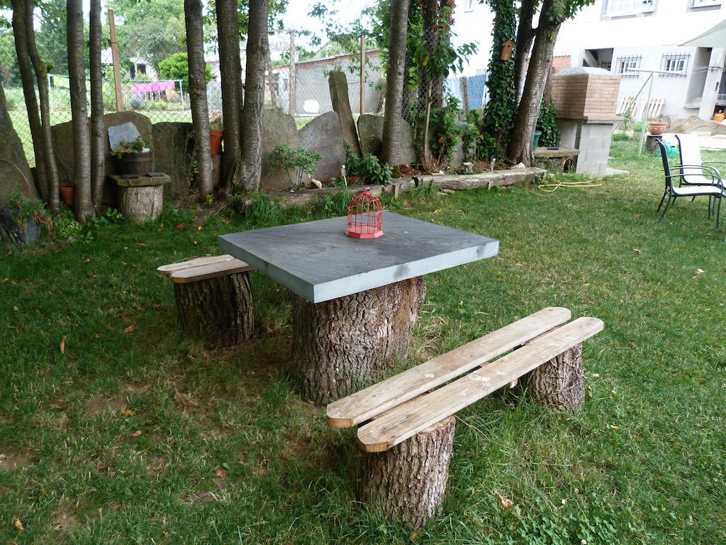 Pension Albergue A Pedra Sarria Zewnętrze zdjęcie