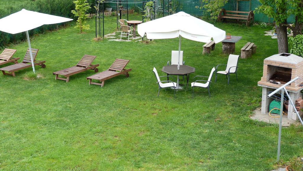 Pension Albergue A Pedra Sarria Zewnętrze zdjęcie